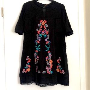 Free People Embroidered mini dress. XS